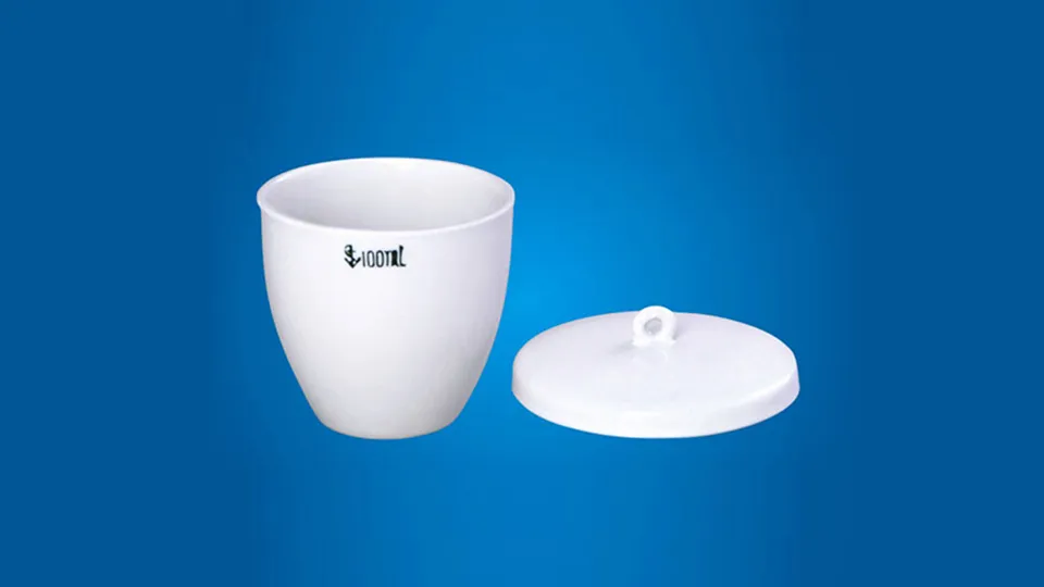 Creuset moyen en porcelaine